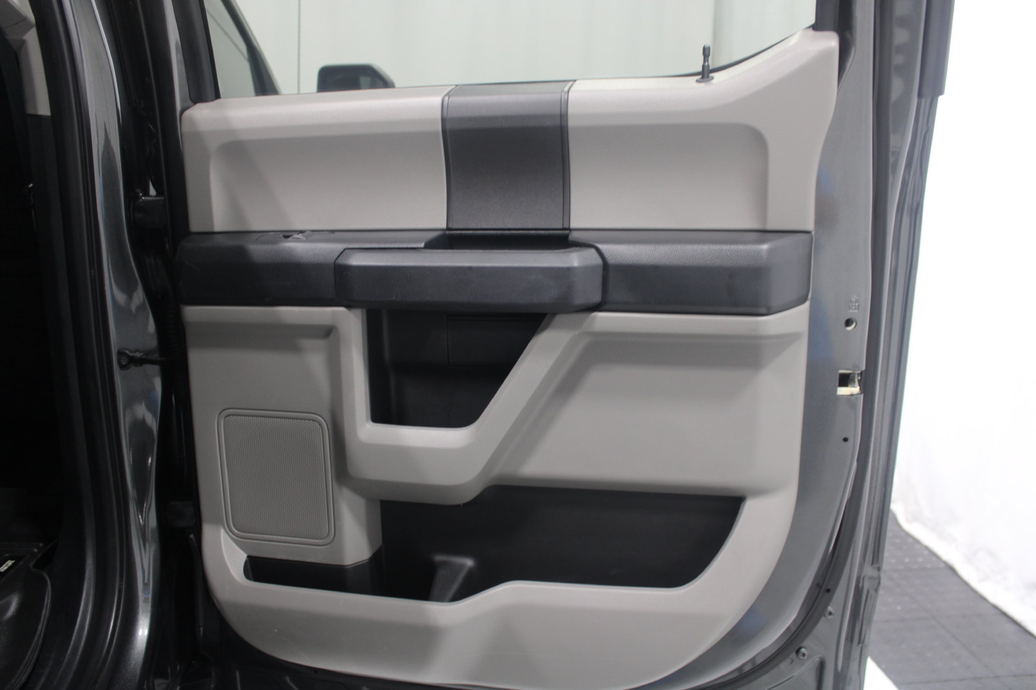 Used 2019 Ford F150 XL w/ Equipment Group 101A Mid AWD/4WD image 16