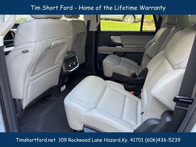 New 2025 Ford Expedition Max Active image 9