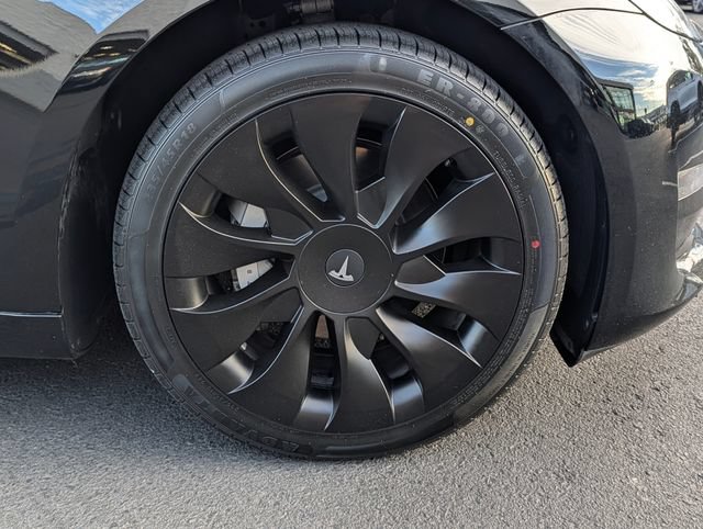 Used 2023 Tesla Model 3 Standard Range RWD image 8