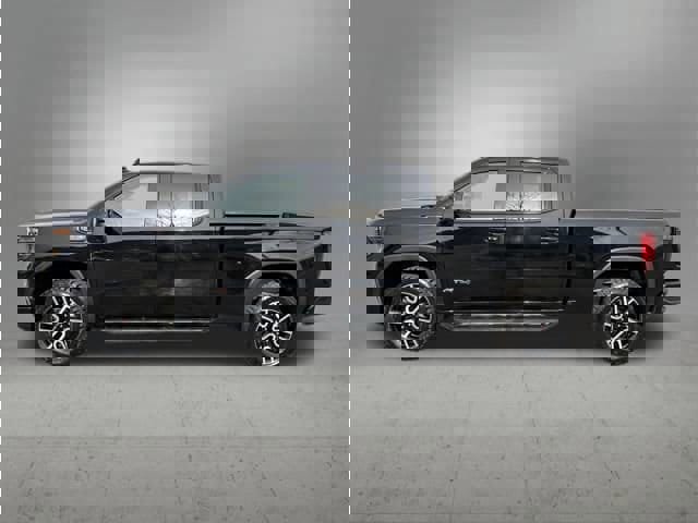 Used 2023 GMC Sierra 1500 AT4 w/ Technology Package video 2