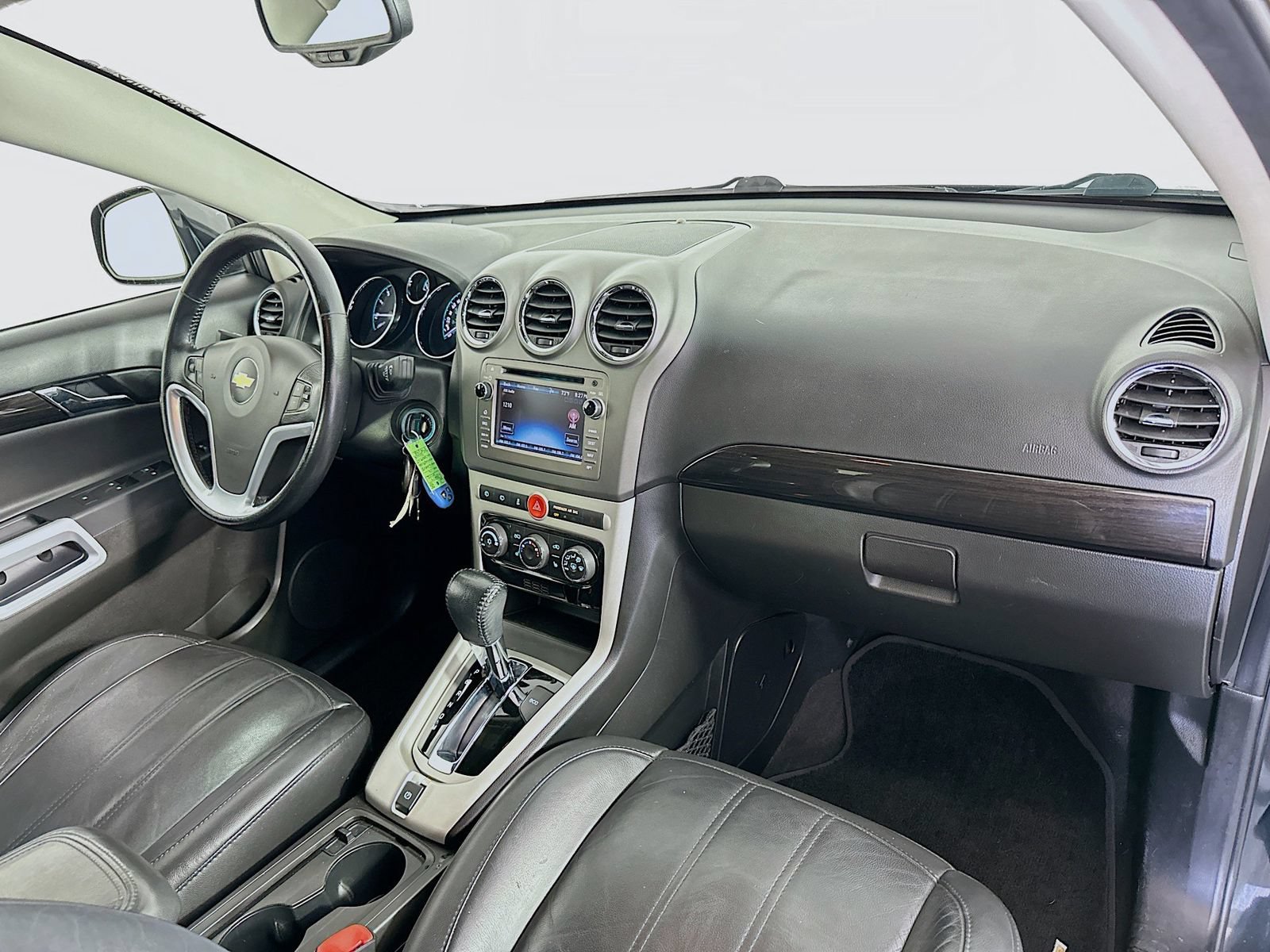 Used 2014 Chevrolet Captiva Sport LTZ FWD image 27