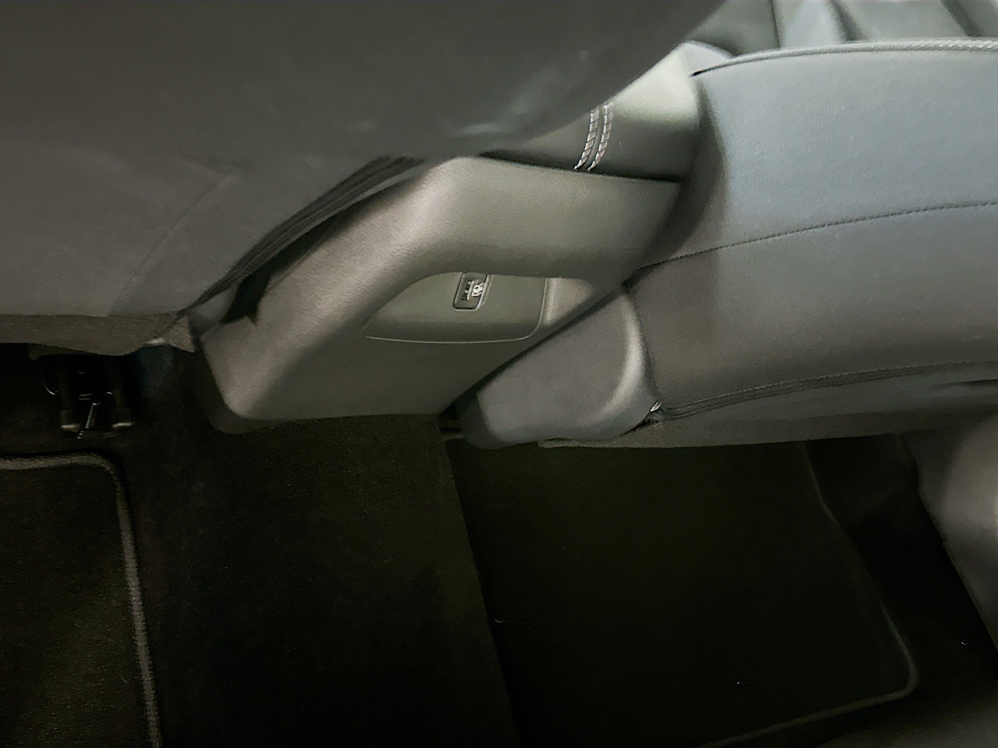 Used 2024 Nissan Sentra SV FWD image 27