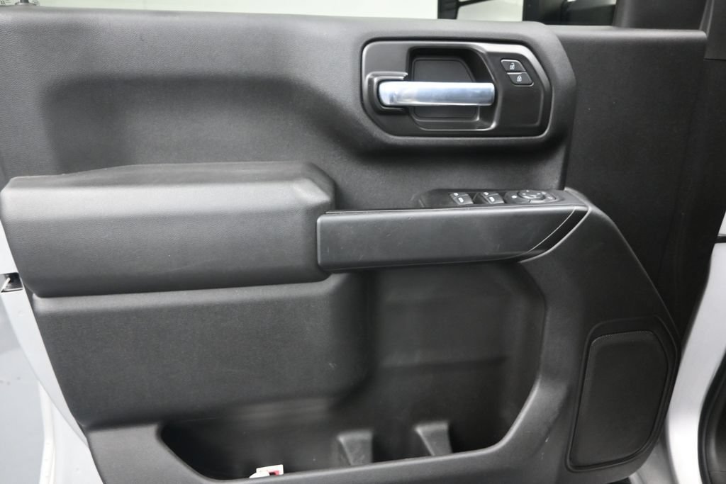 Used 2022 Chevrolet Silverado 2500 Custom w/ Custom Convenience Package AWD/4WD image 11