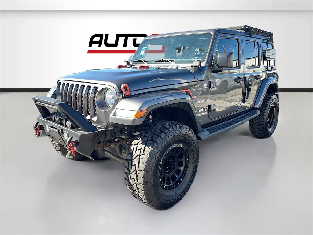 Used 2018 Jeep Wrangler Unlimited Sahara w/ Safety Group image 3