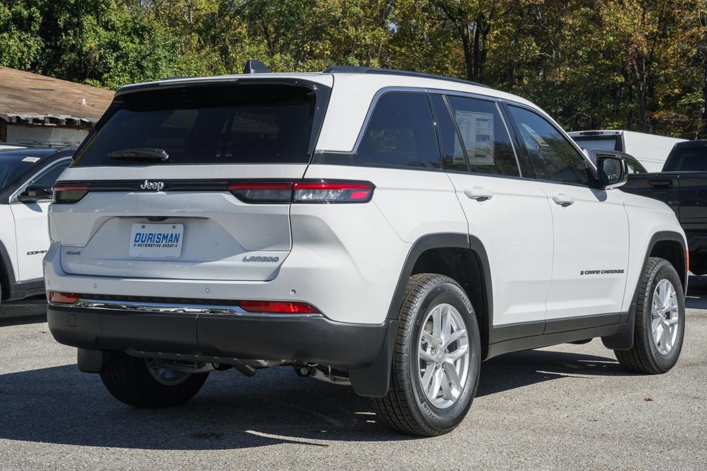 New 2025 Jeep Grand Cherokee Laredo X w/ Luxury Tech Group I image 4
