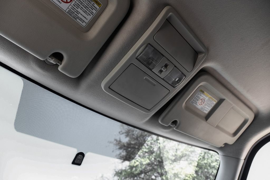 Used 2017 Nissan NV 2500 SV image 24