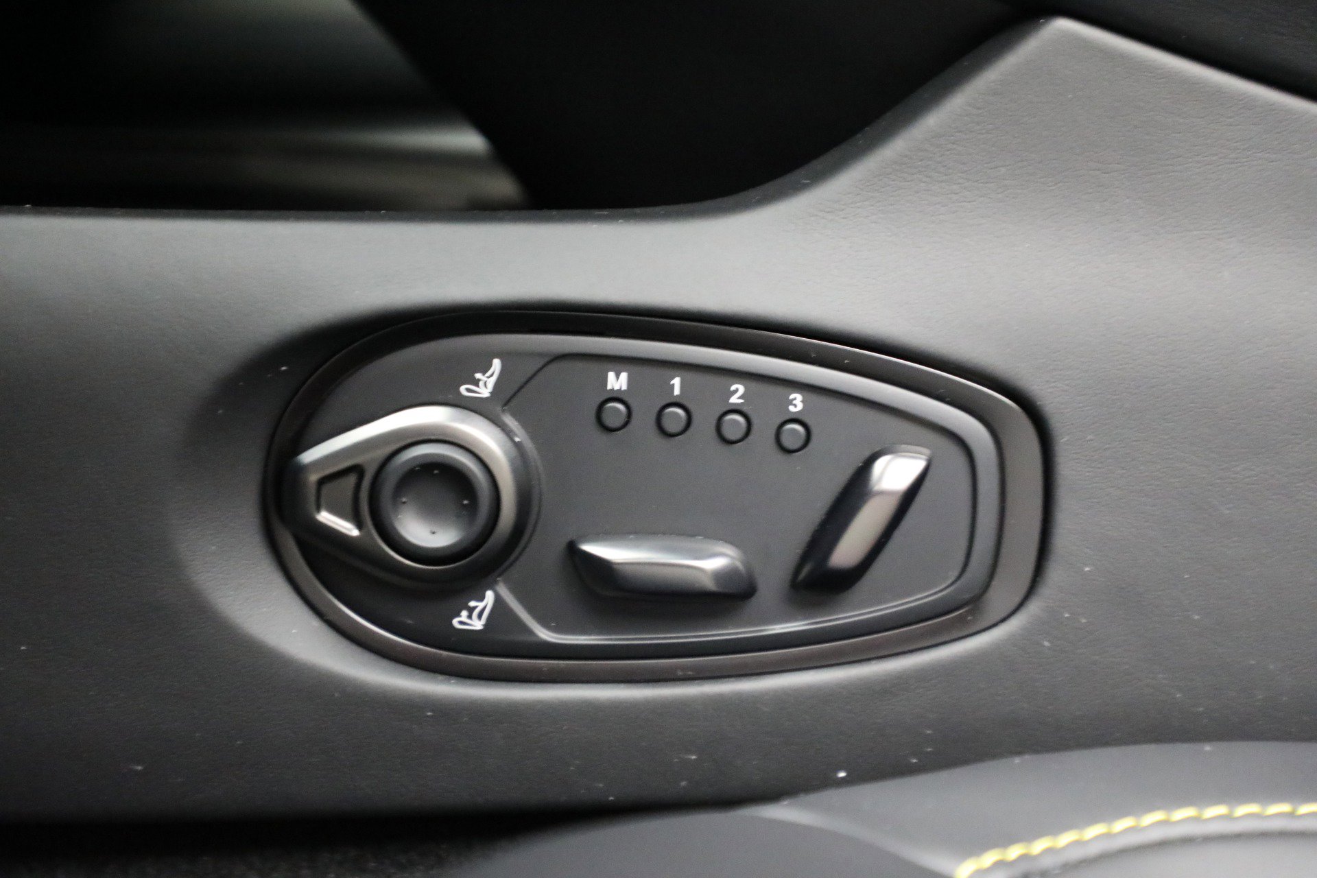 New 2026 Aston Martin DB12 Coupe image 18