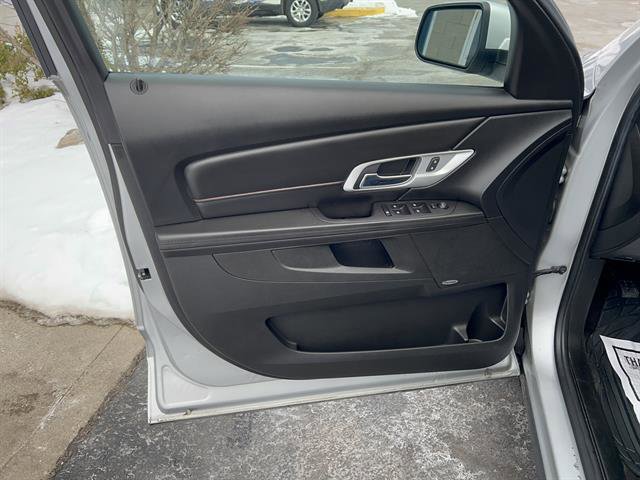 Used 2017 GMC Terrain SLE w/ Driver Alert Package I image 13