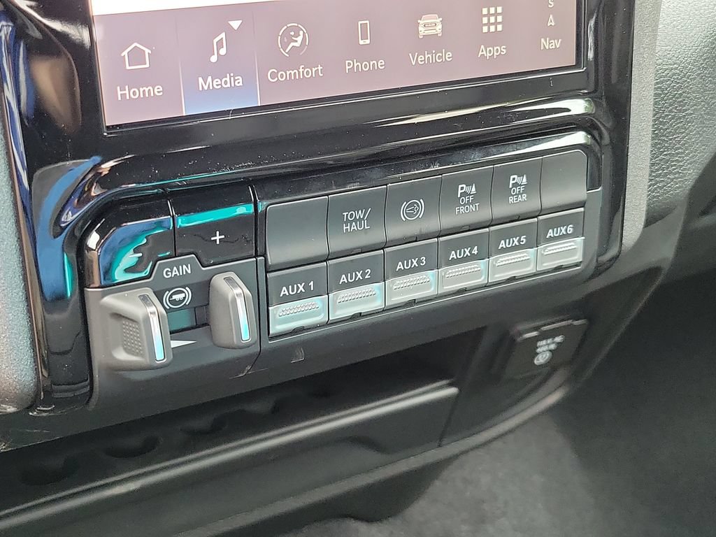 New 2026 RAM 2500 Tradesman AWD/4WD image 19