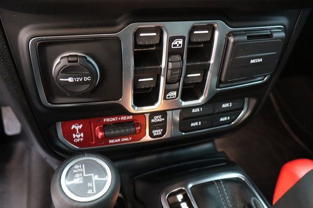 Used 2025 Jeep Wrangler Unlimited Rubicon 392 image 28