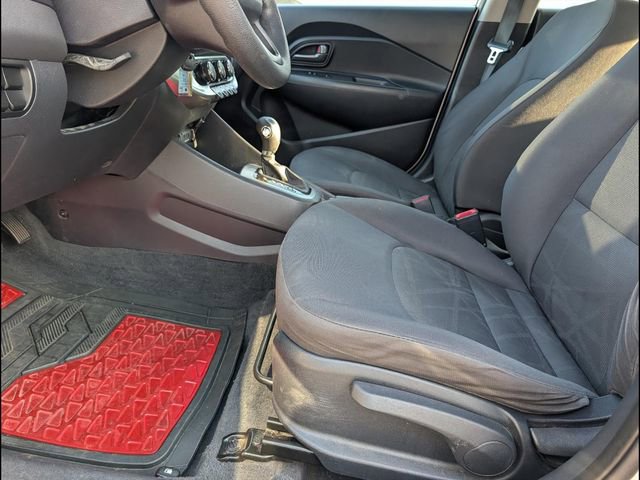 Used 2013 Kia Rio LX w/ PWR Pkg image 9