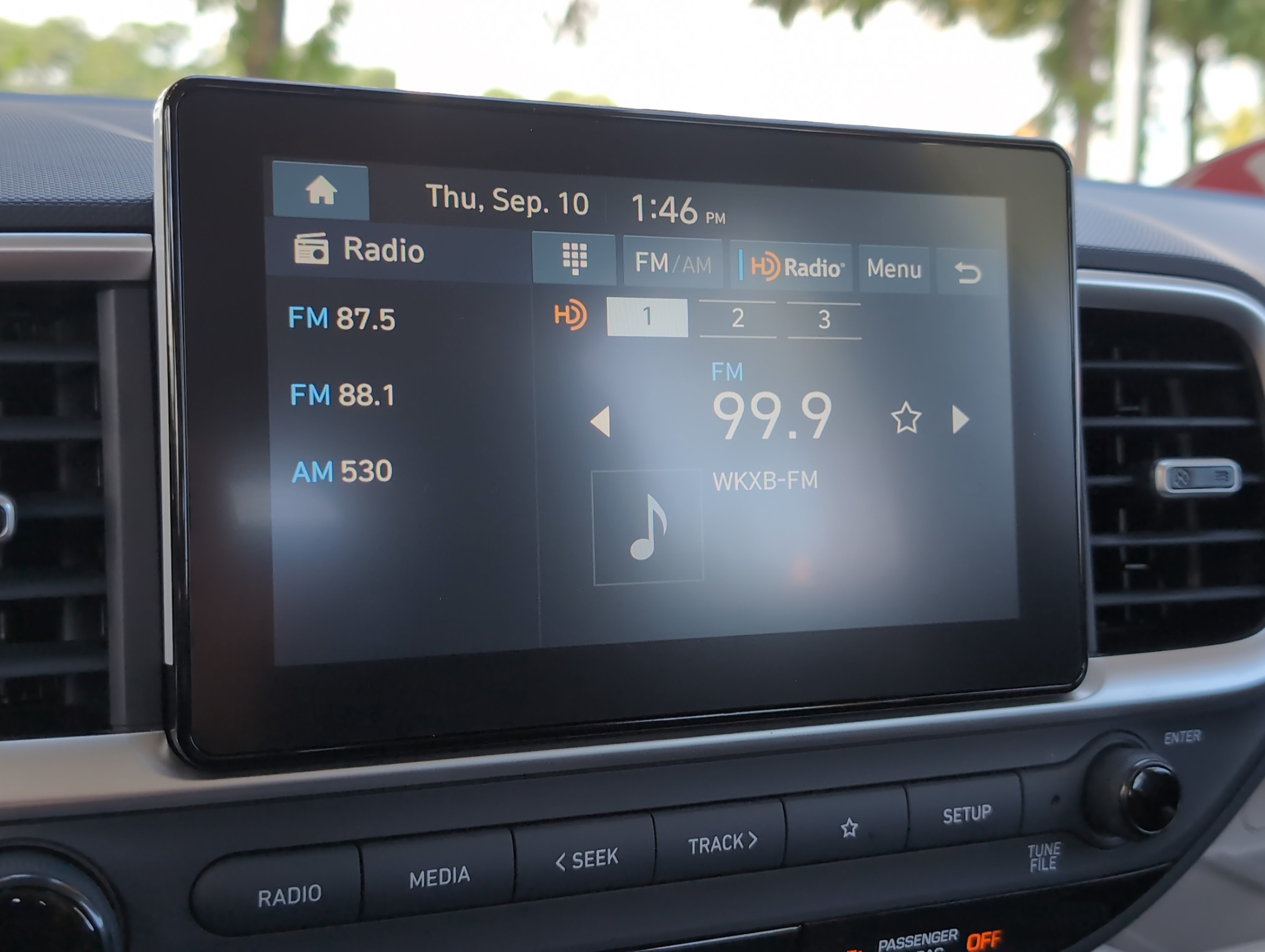 Used 2026 Hyundai Venue SEL FWD image 23