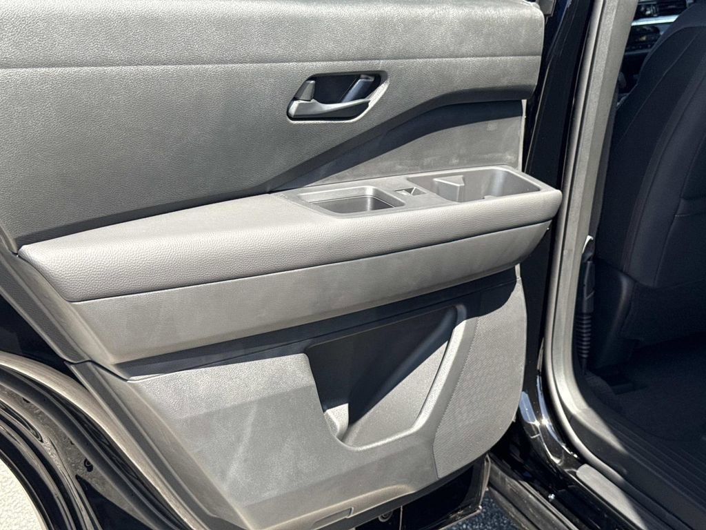 New 2026 Nissan Pathfinder SV FWD image 12