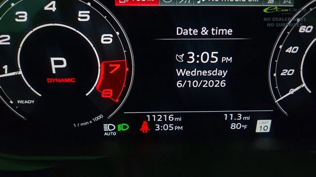 Used 2025 Audi RS Q8 performance AWD/4WD image 40