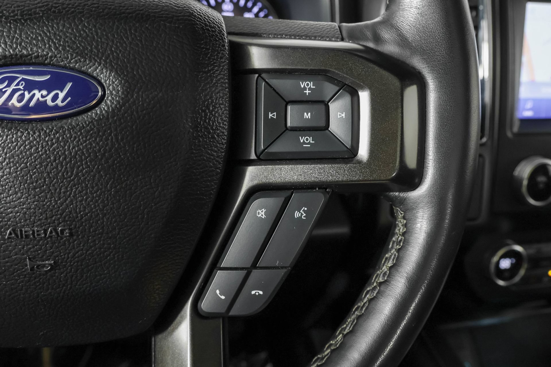 Used 2021 Ford Expedition Limited AWD/4WD image 31