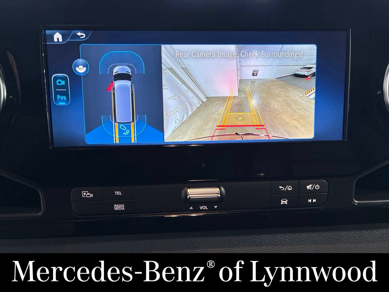 Used 2025 Mercedes-Benz Sprinter 2500 image 17