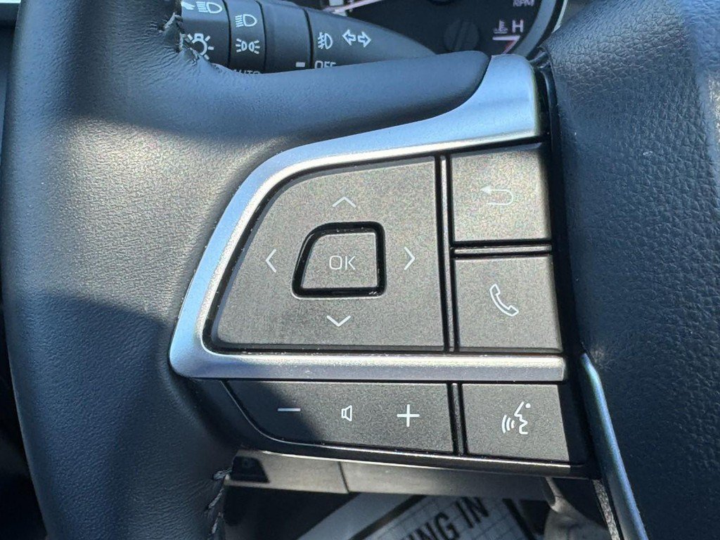 Used 2026 Toyota Highlander XLE AWD/4WD image 27