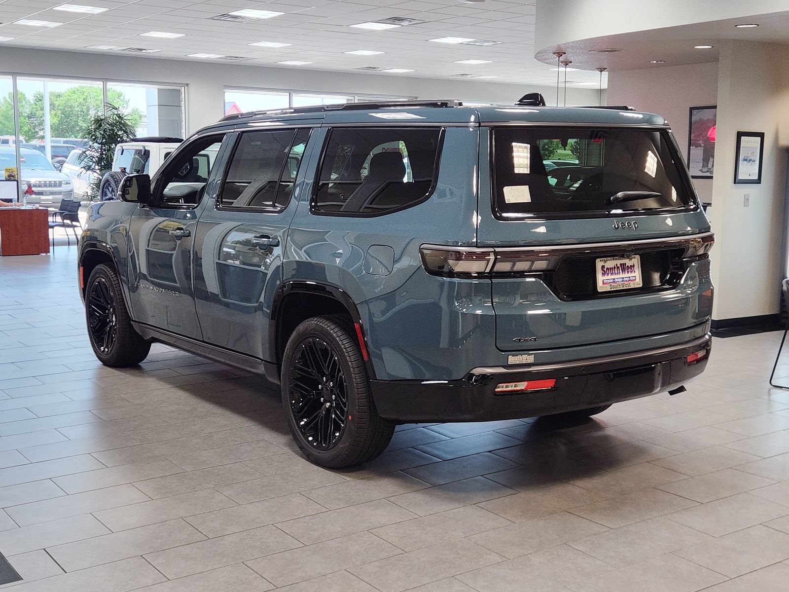 New 2026 Jeep Grand Wagoneer Limited AWD/4WD image 4