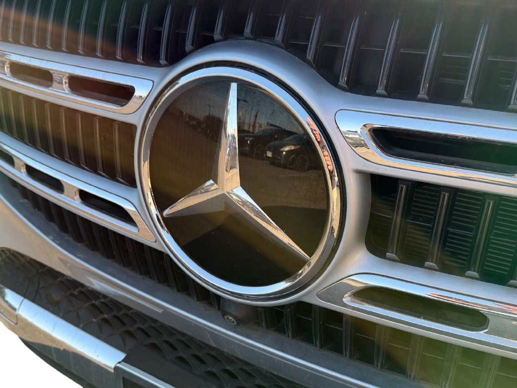 Used 2025 Mercedes-Benz GLE 350 4MATIC image 32
