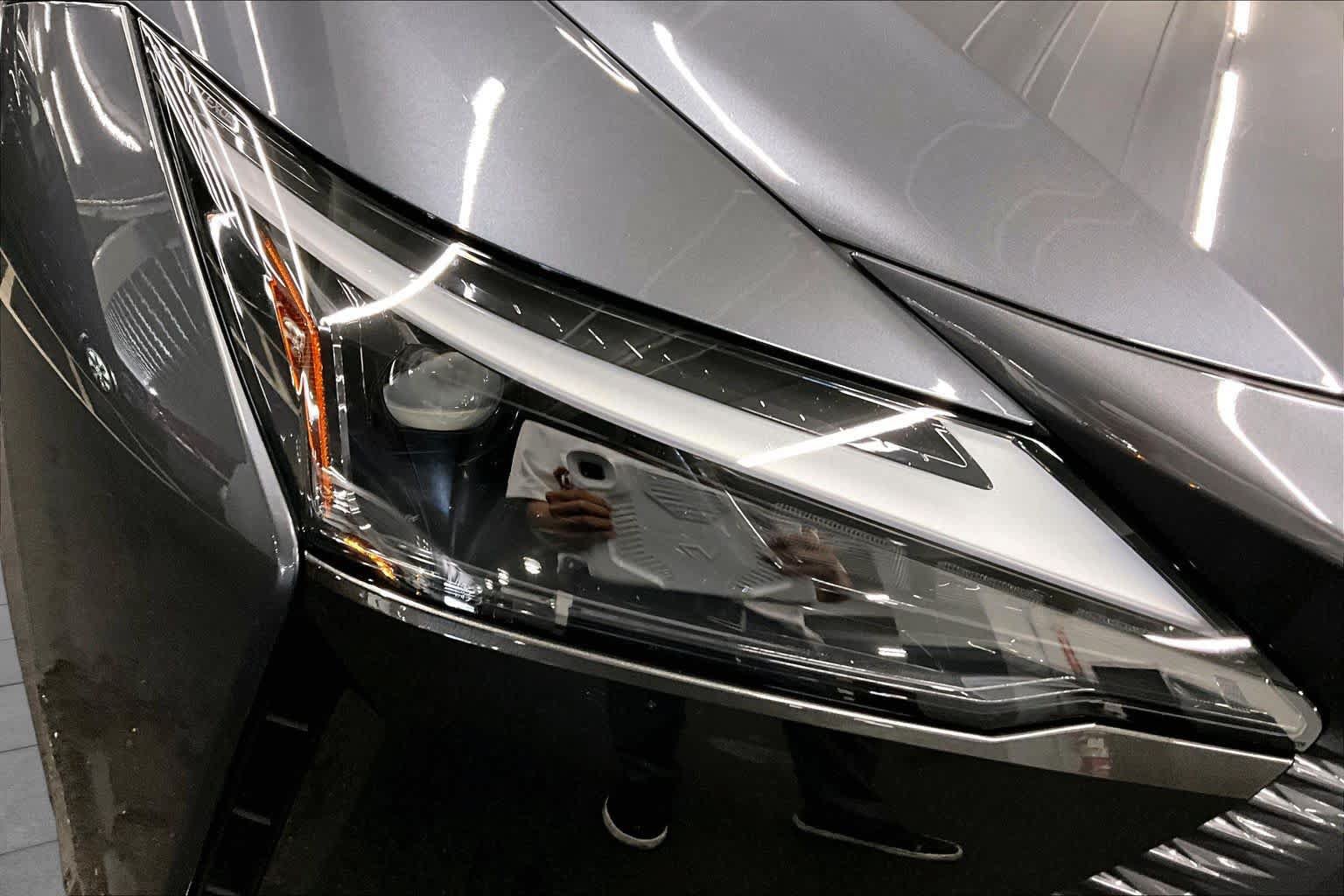 Used 2024 Lexus RZ 300e Premium FWD image 28