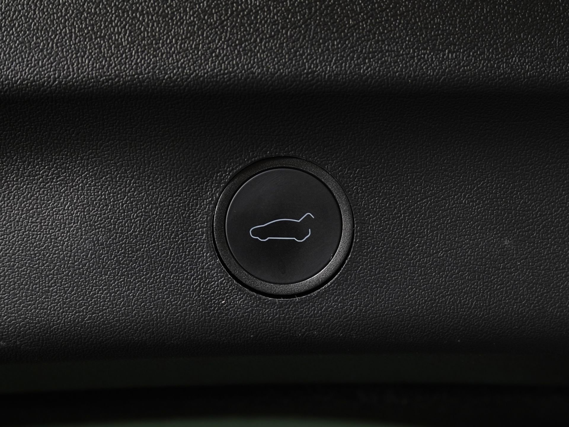 Used 2024 Tesla Model Y Performance AWD/4WD image 11