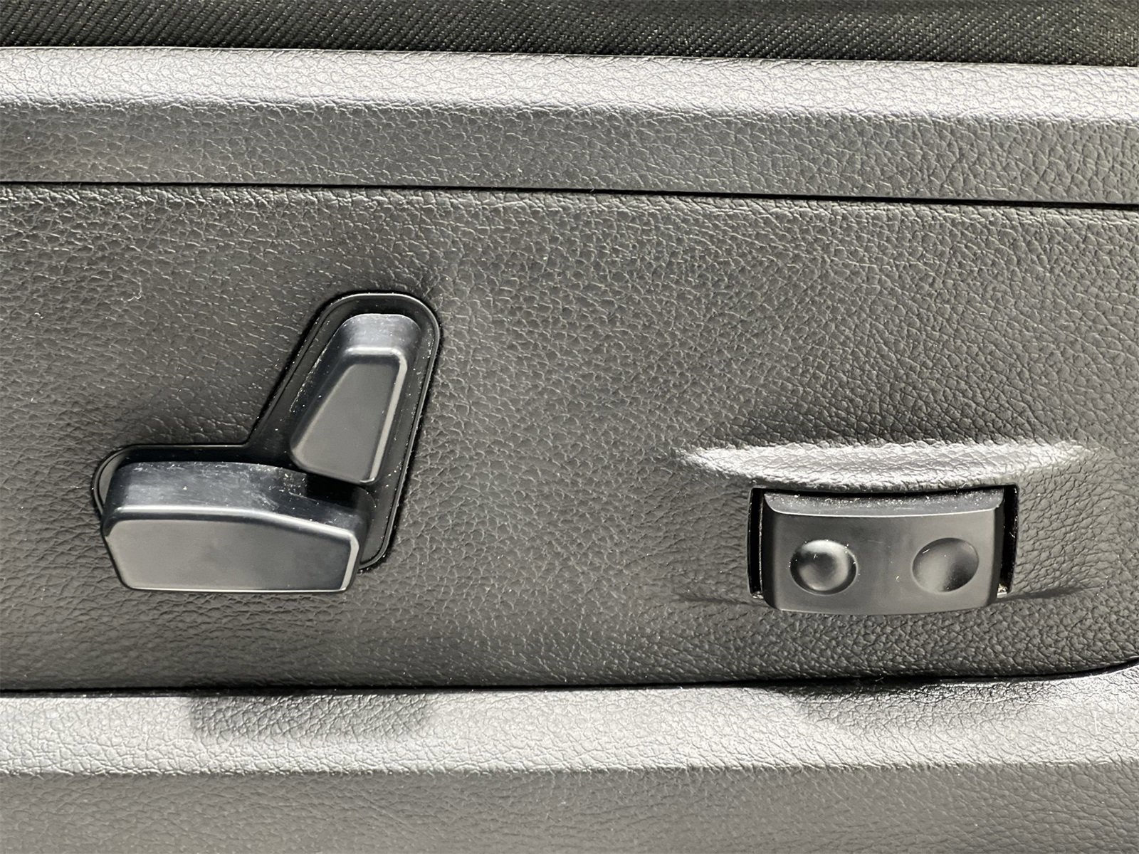 Used 2020 RAM 2500 Laramie image 12