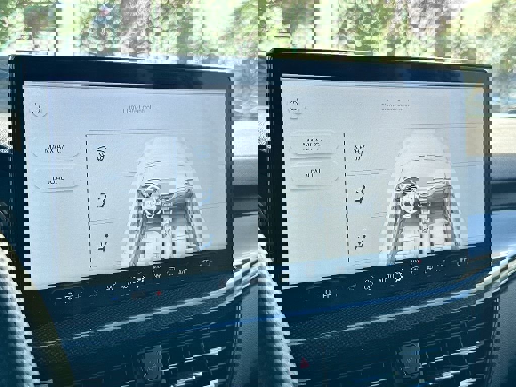 Used 2024 Ford Escape ST-Line w/ Tech Pack #1 image 28