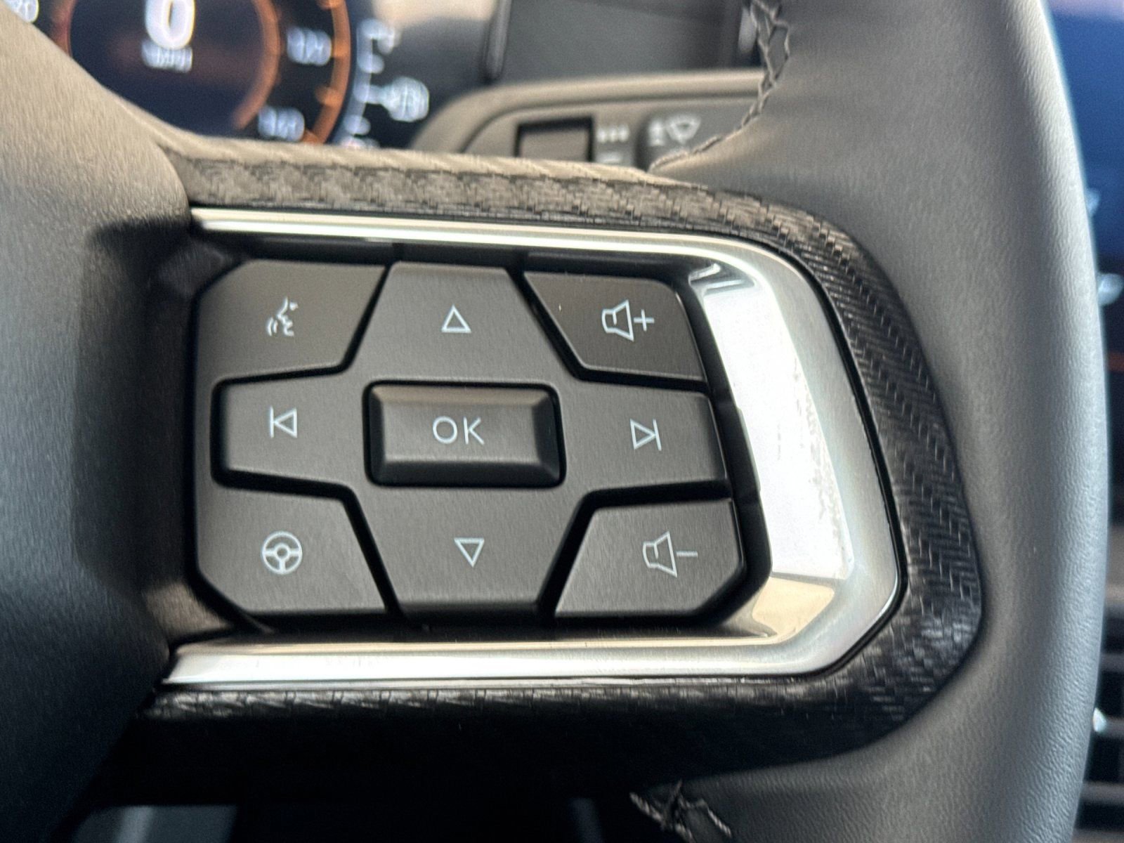 New 2025 Ford Mustang EcoBoost image 25