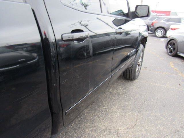 Used 2018 Chevrolet Silverado 1500 LT image 11