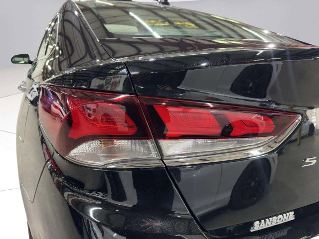 Used 2019 Hyundai Sonata Limited w/ Ultimate Package 04 image 12