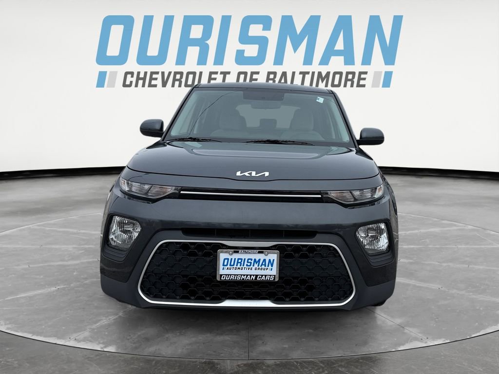 Used 2022 Kia Soul LX image 8