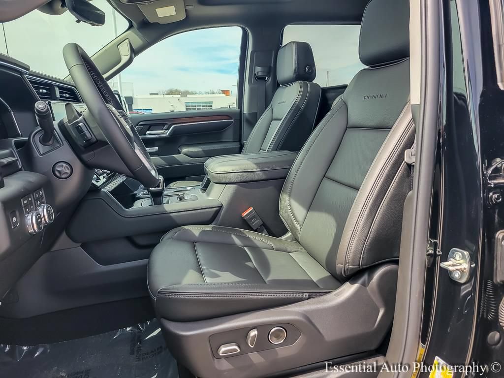 Used 2026 GMC Sierra 1500 Denali w/ Denali Reserve Package AWD/4WD image 10