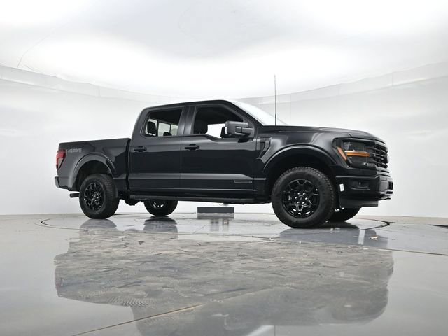 New 2025 Ford F150 XLT w/ Equipment Group 302A MID image 28