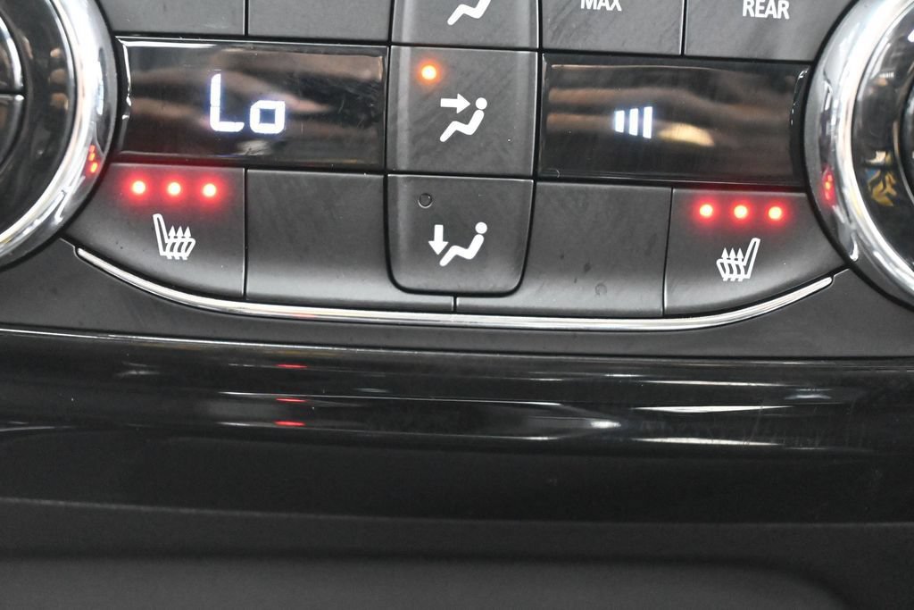 Used 2025 Chevrolet Trax ACTIV FWD image 21