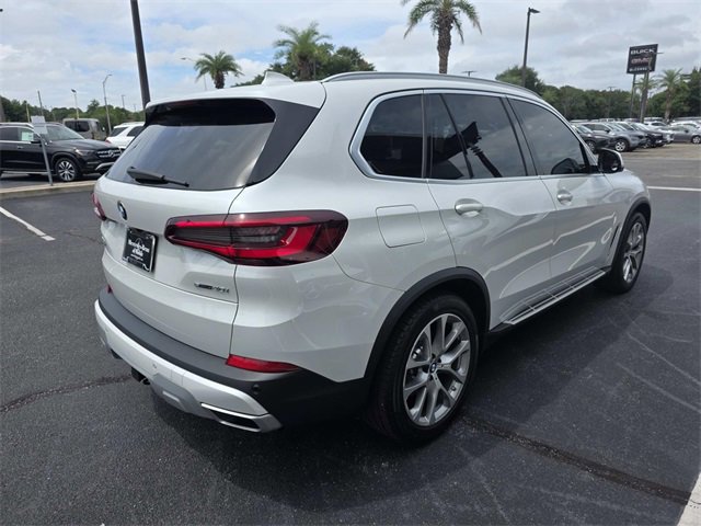 Used 2021 BMW X5 sDrive40i w/ Luxury Seating Package 2 image 6