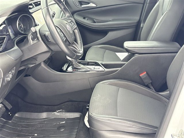 Certified 2021 Buick Encore GX Preferred w/ Cold Weather Comfort Package image 18