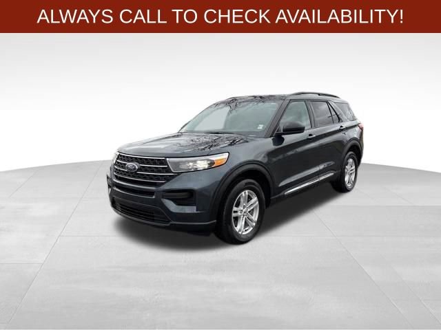 Used 2022 Ford Explorer XLT image 3