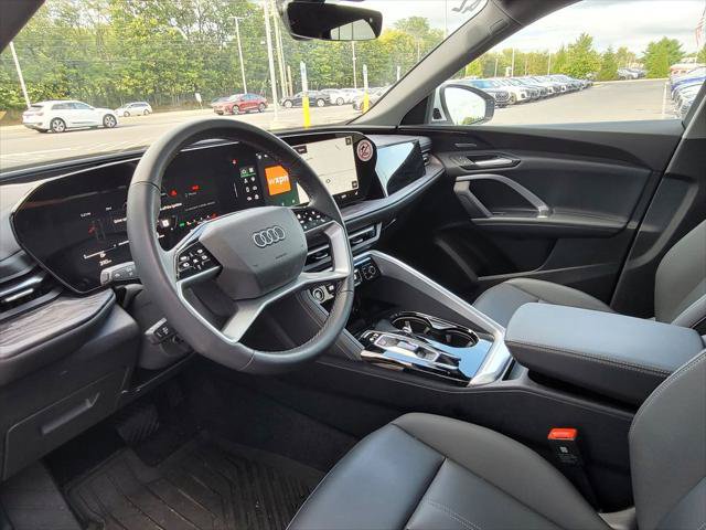 Certified 2025 Audi Q5 Premium AWD/4WD image 14