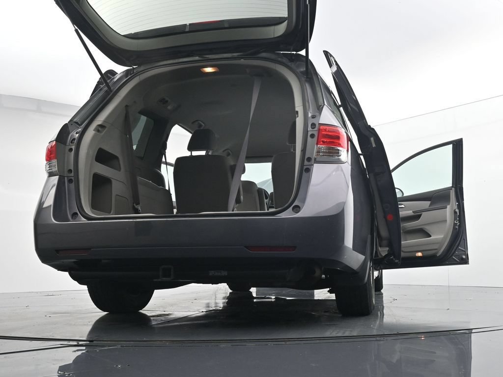 Used 2016 Honda Odyssey LX image 30