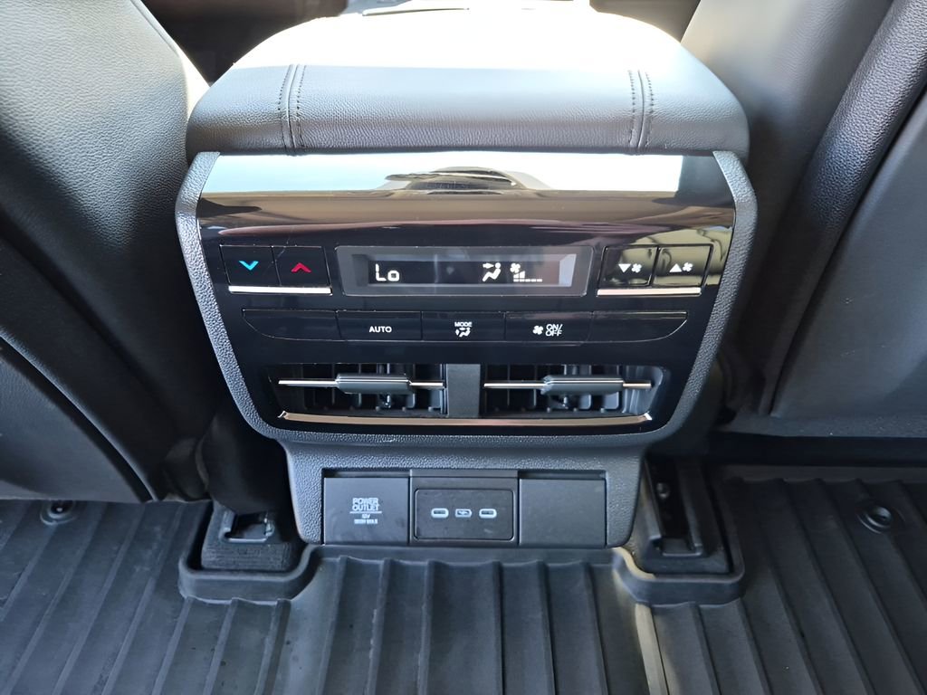 Used 2025 Acura MDX SH-AWD image 21