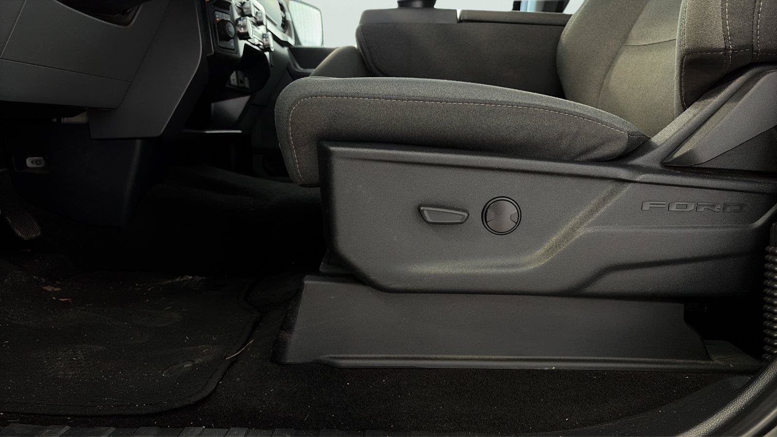 Used 2025 Ford F150 XLT w/ Equipment Group 301A Standard AWD/4WD image 21