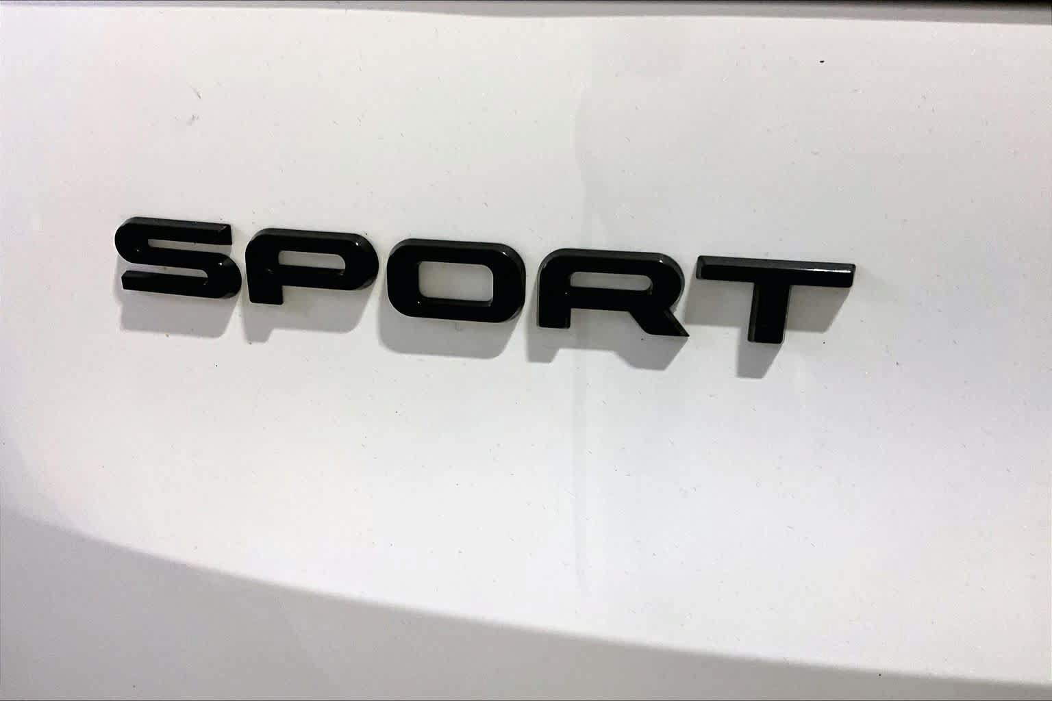 Used 2025 Land Rover Range Rover Sport Dynamic SE AWD/4WD image 9