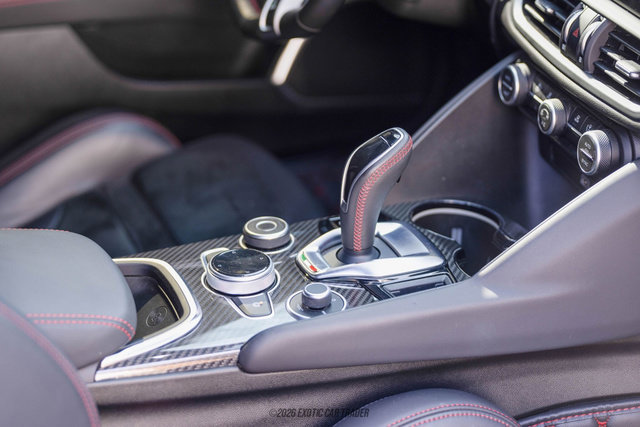 Used 2020 Alfa Romeo Giulia Quadrifoglio w/ Nero Edizione image 37