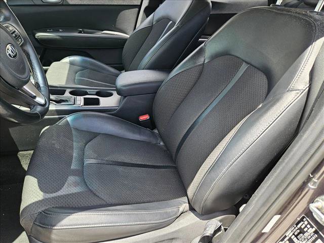 Used 2018 Kia Optima S w/ 18" Alloy Wheels Package FWD image 14