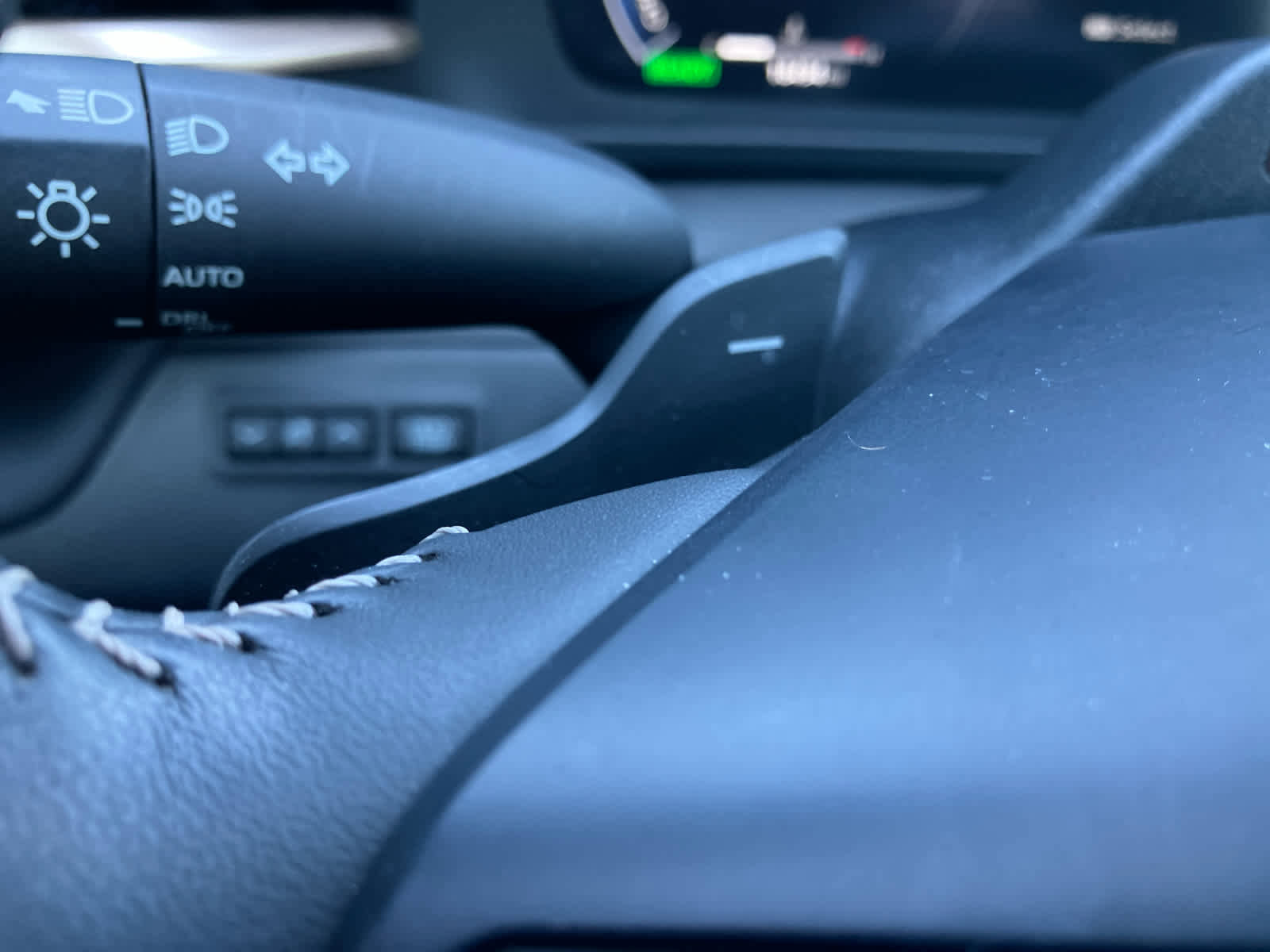 Used 2025 Toyota Crown Signia Limited image 19