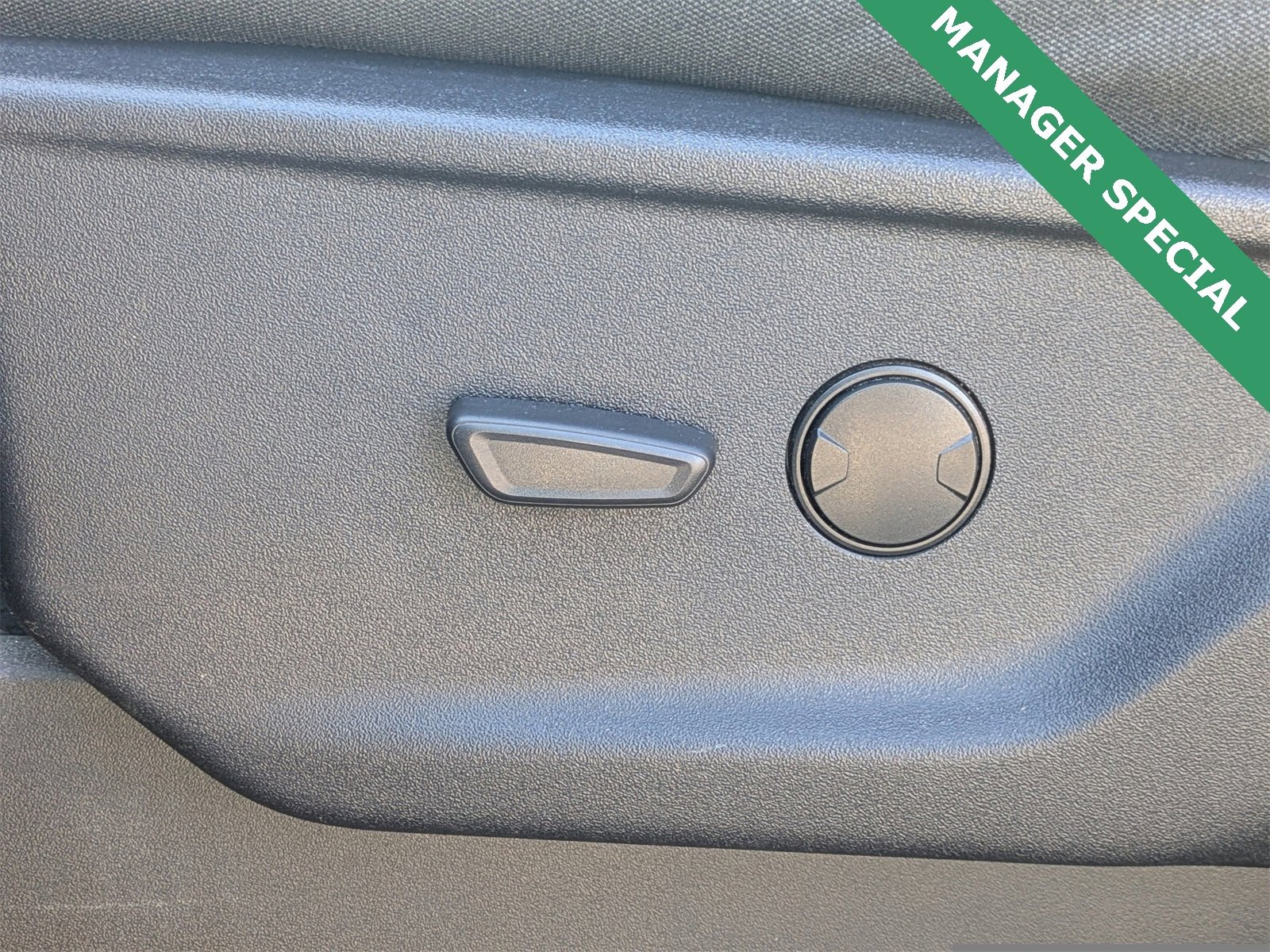 Used 2023 Ford F150 XLT image 20