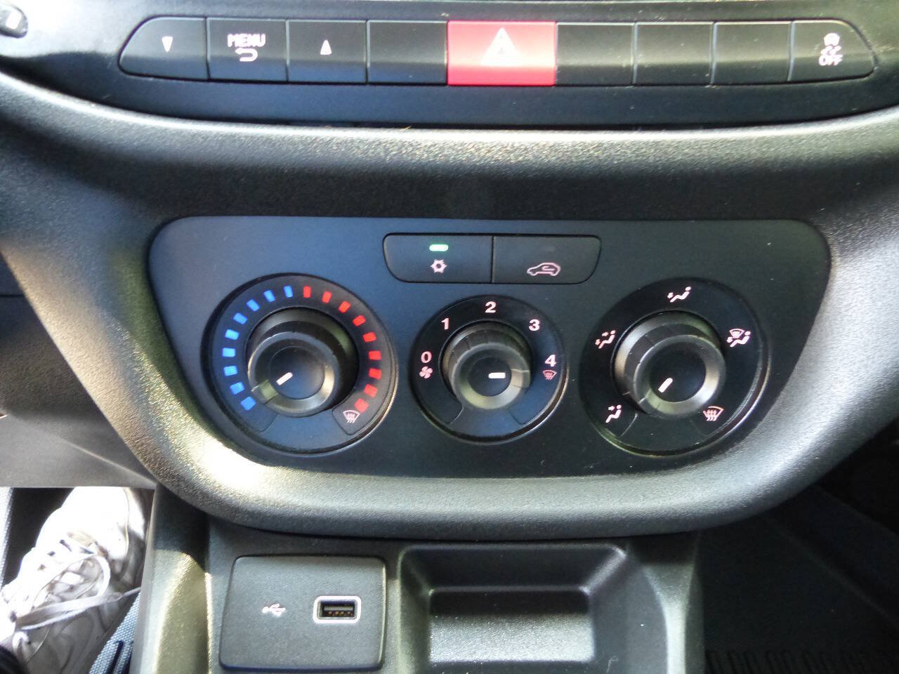 Used 2022 RAM ProMaster City Tradesman FWD image 30