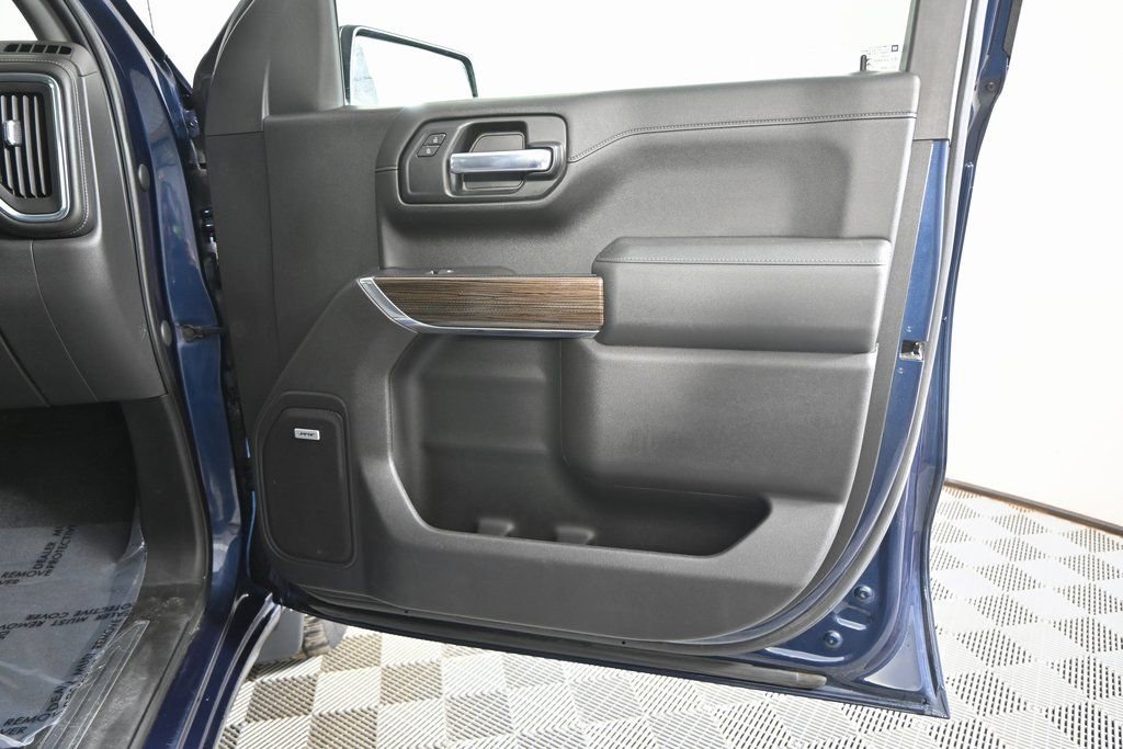 Used 2020 Chevrolet Silverado 1500 RST w/ All-Star Edition image 13