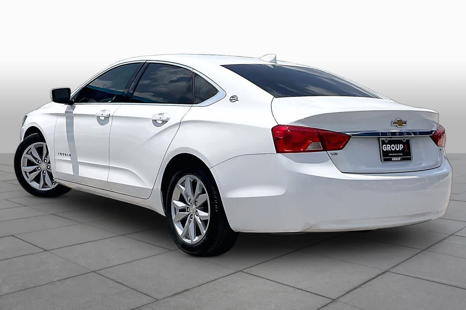 Used 2018 Chevrolet Impala LT FWD image 12