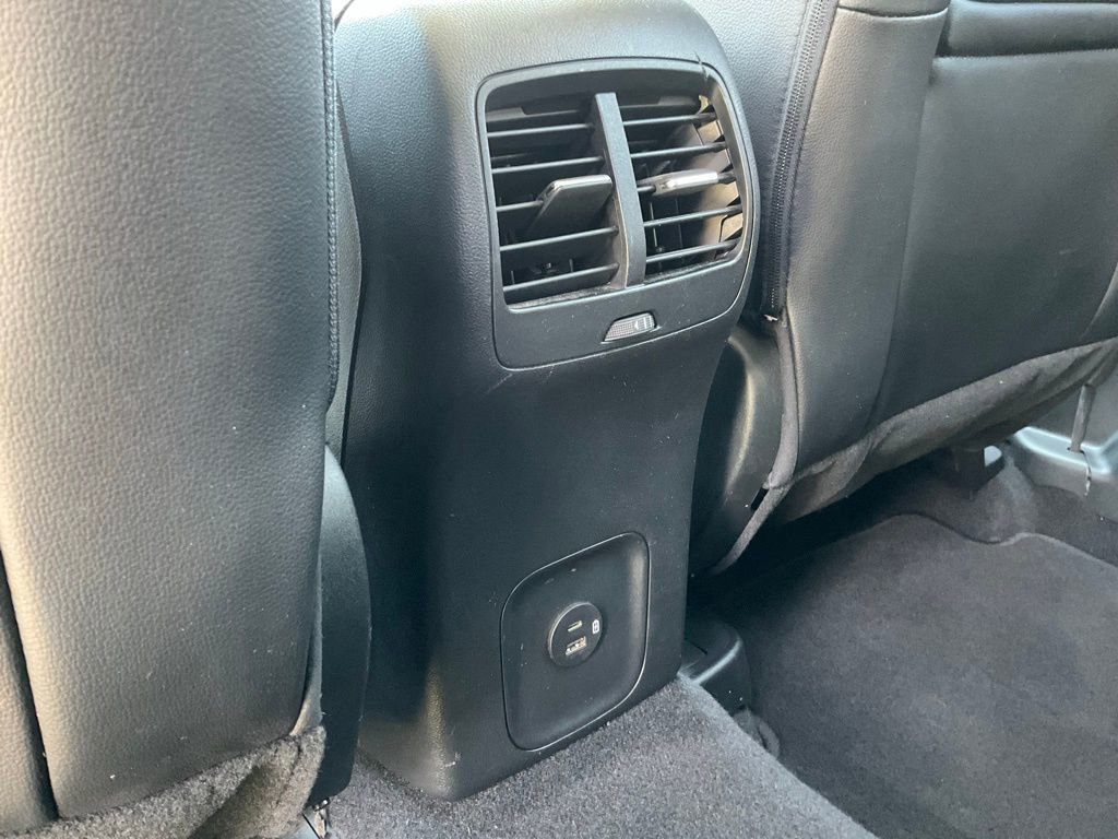 Certified 2021 Ford Escape Titanium w/ Class II Trailer Tow Package AWD/4WD image 23